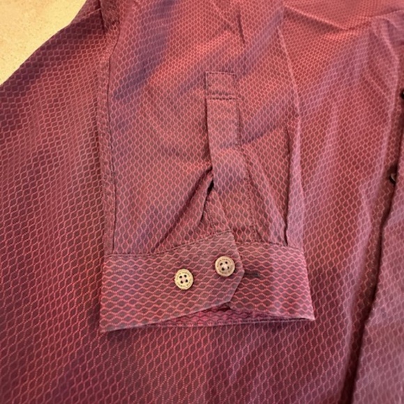 Mens' Vince Camuto XL Magenta and Blue Pattern Dress Shirt - Picture 5 of 7